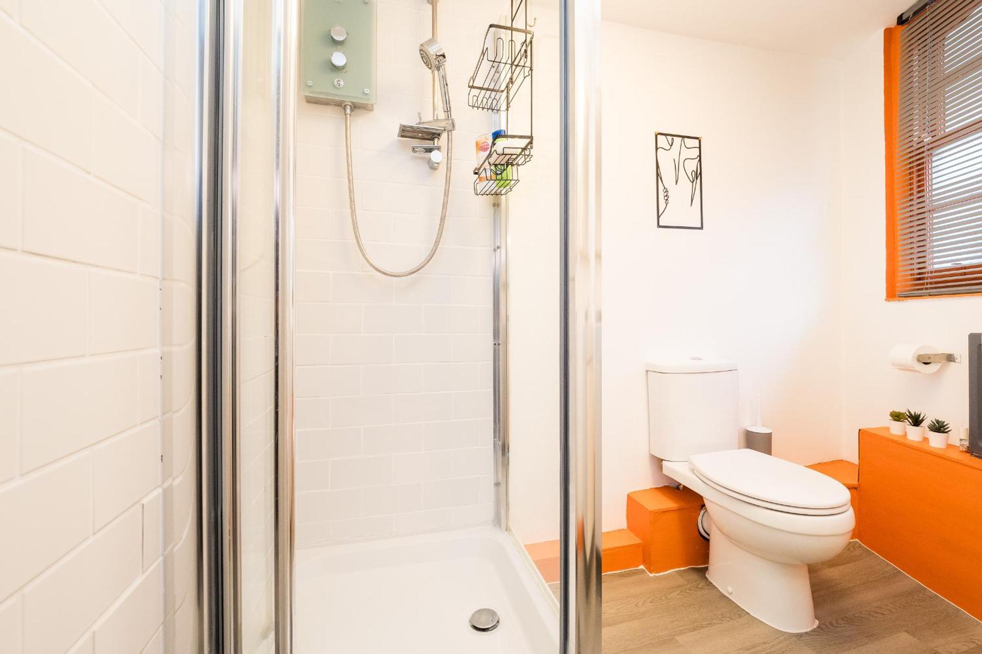 Spacious 6 Ensuite Bedroom House In Central Лондон Экстерьер фото