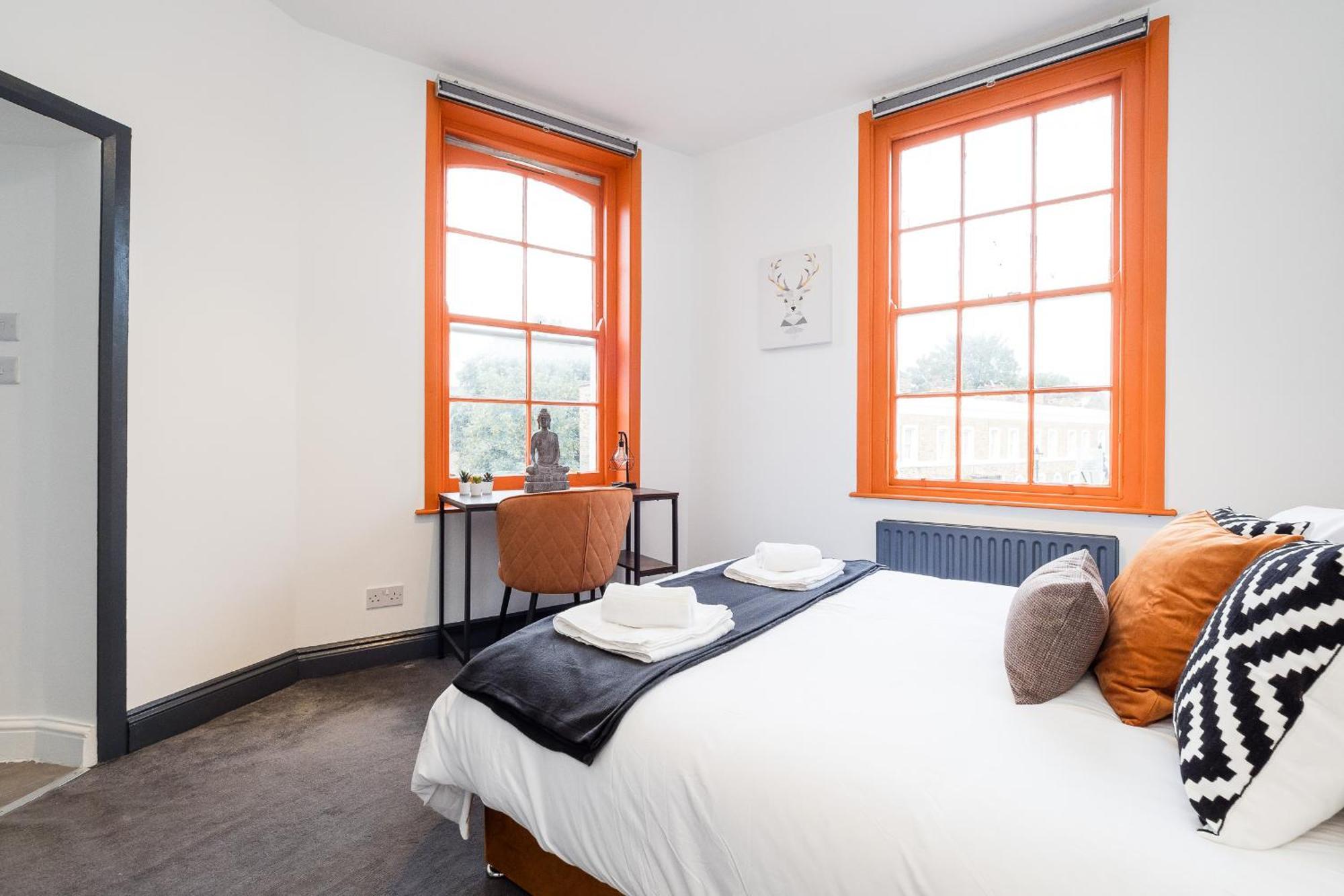 Spacious 6 Ensuite Bedroom House In Central Лондон Экстерьер фото