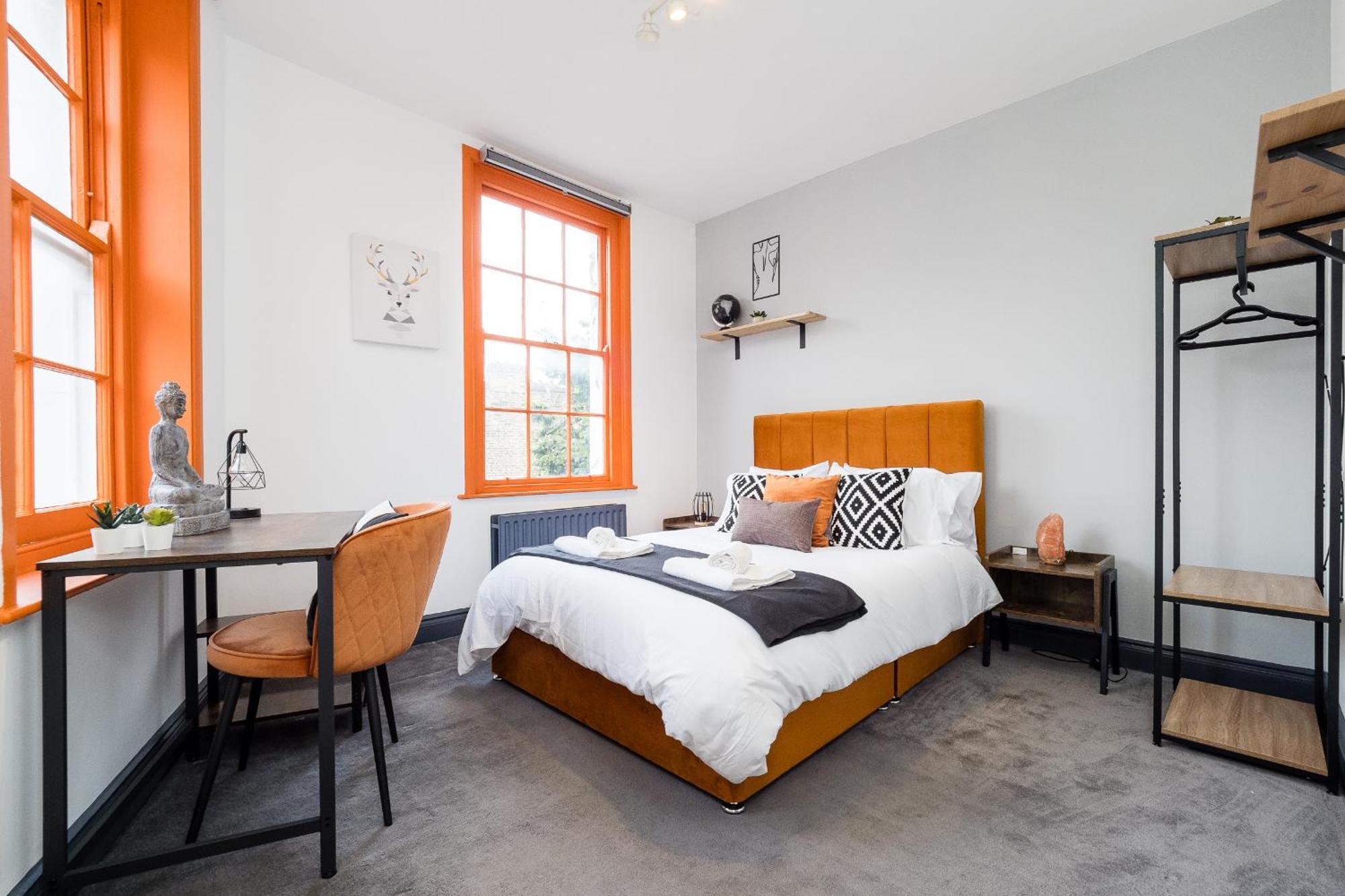 Spacious 6 Ensuite Bedroom House In Central Лондон Экстерьер фото
