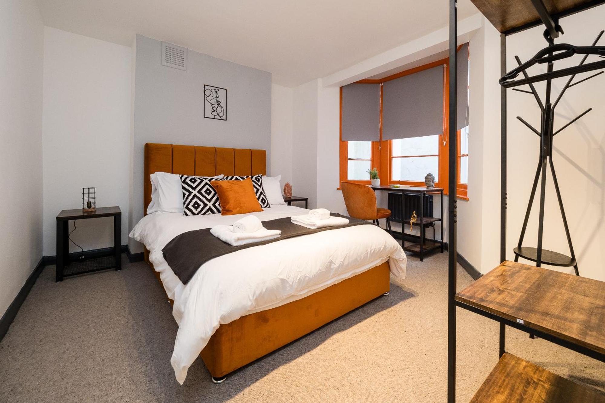 Spacious 6 Ensuite Bedroom House In Central Лондон Экстерьер фото
