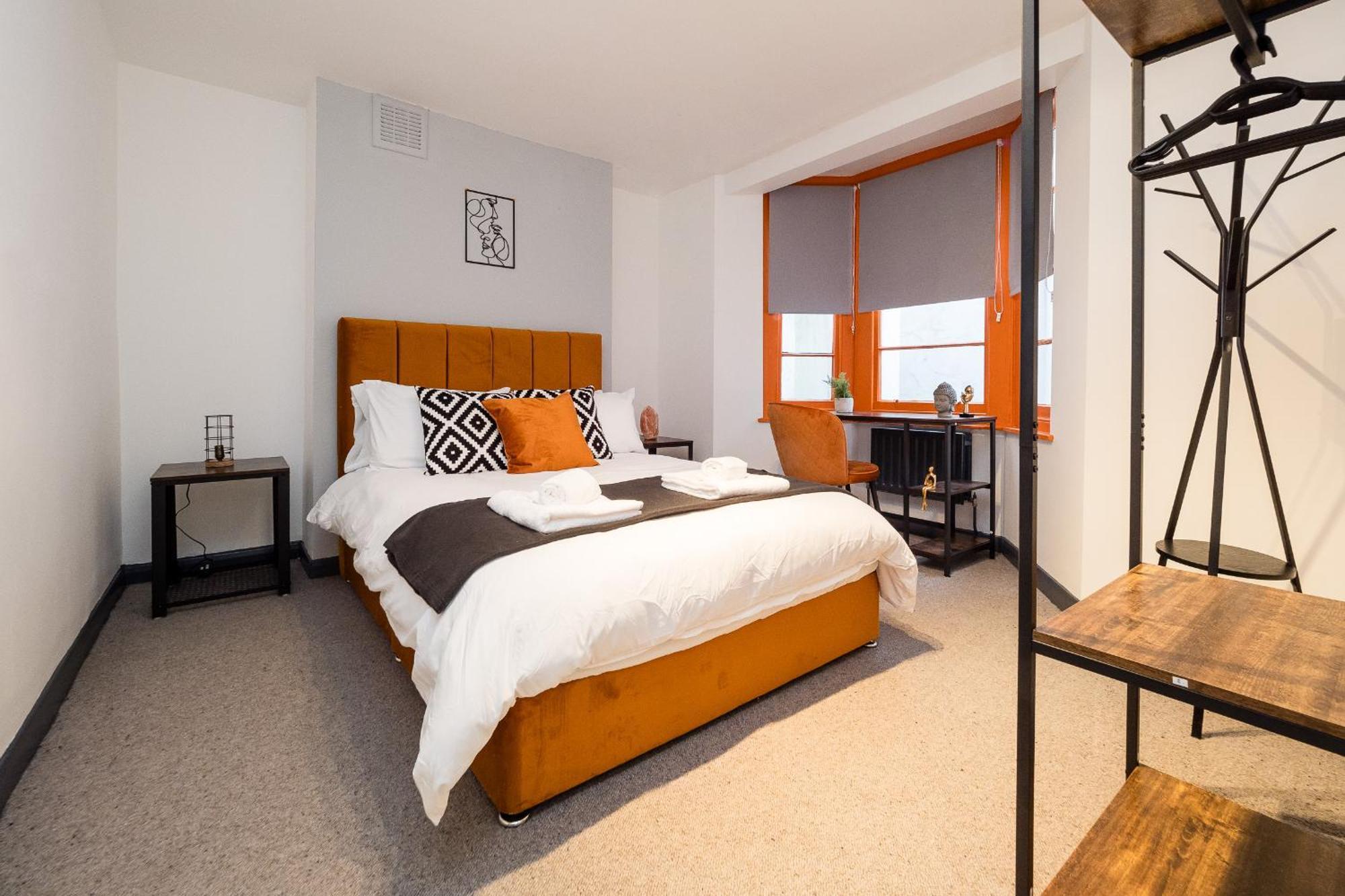 Spacious 6 Ensuite Bedroom House In Central Лондон Экстерьер фото