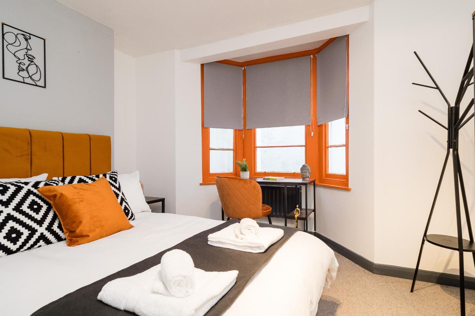 Spacious 6 Ensuite Bedroom House In Central Лондон Экстерьер фото